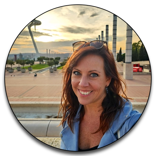Vick Fichtner - Founder of e-Wanderlust and Co-Founder of WanderWoofs.