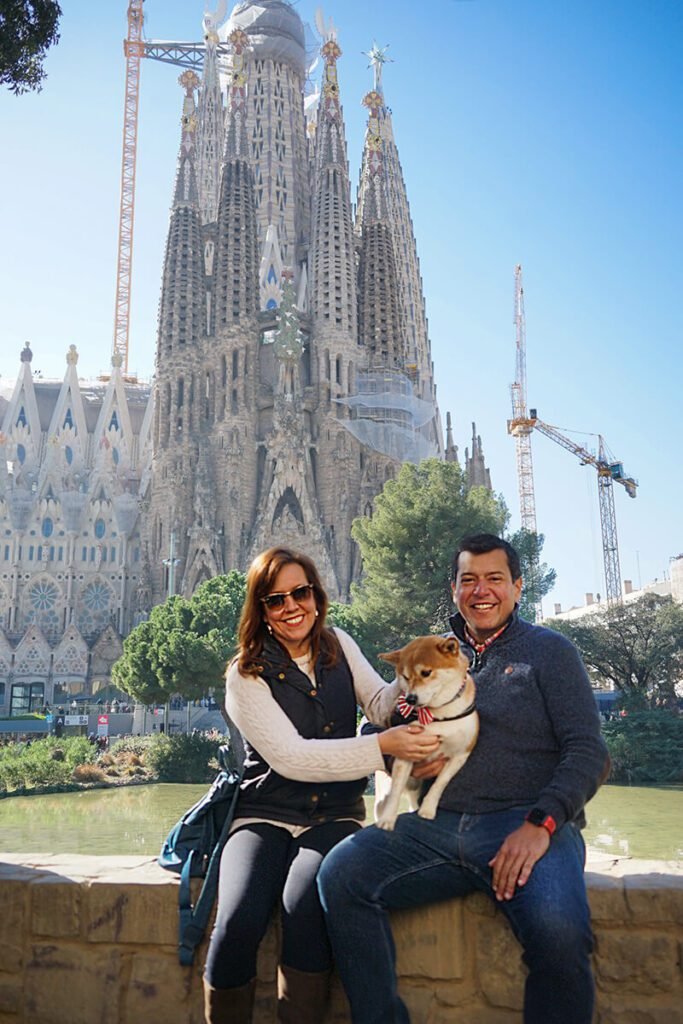 Visit Sagrada Familia Barcelona with dogs